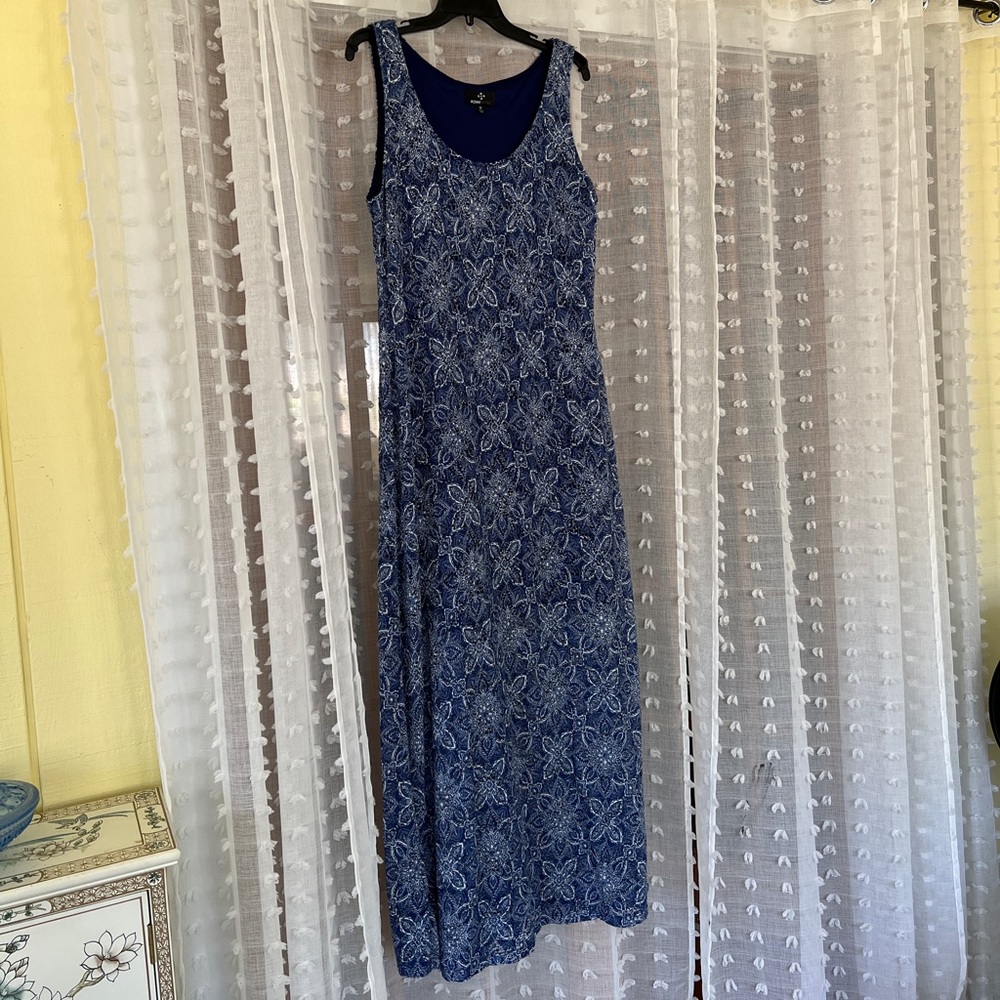 Blue and while floral lace maxi dress